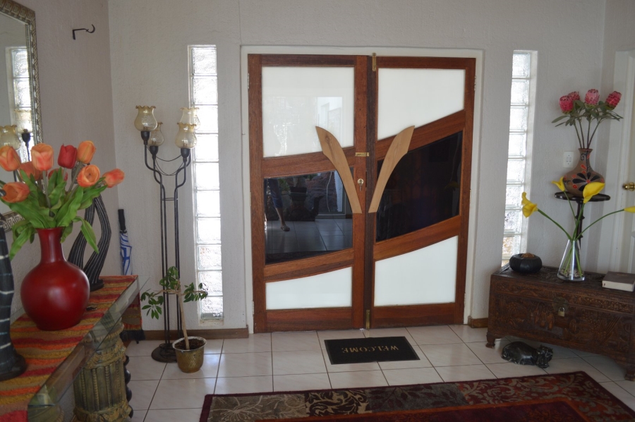 3 Bedroom Property for Sale in Flamwood North West